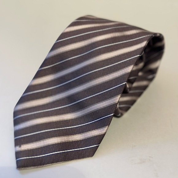 Brioni Stripe Ripp Silk Tie Men’s Necktie - Picture 6 of 10
